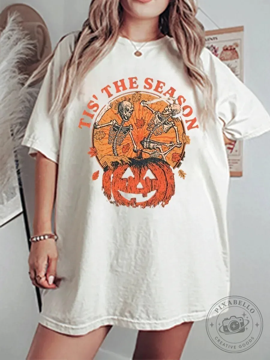 Vintage Tis' The Season Halloween Dancing Skeletons Pumpkin Graphic T-Shirt